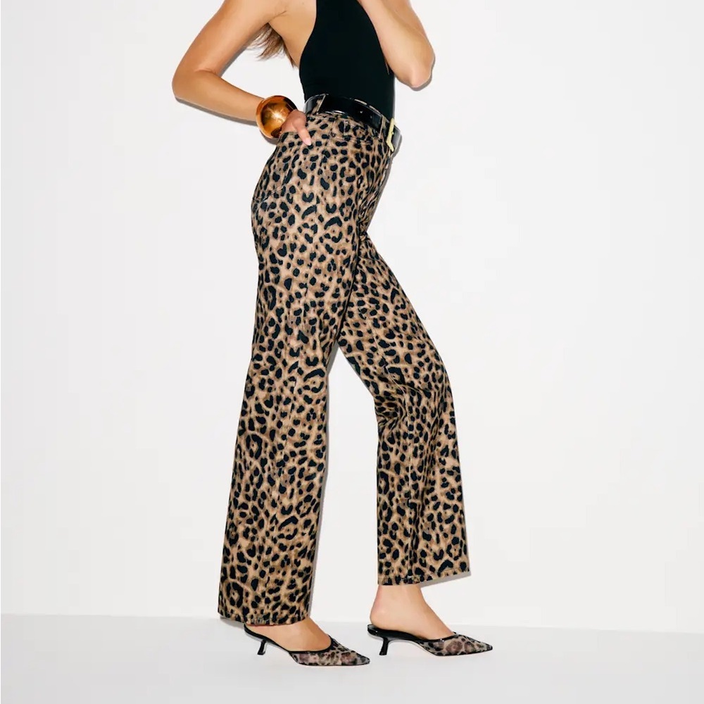 Reformation Cary High Rise Slouchy Straight Leg Jeans Brown - Size 28